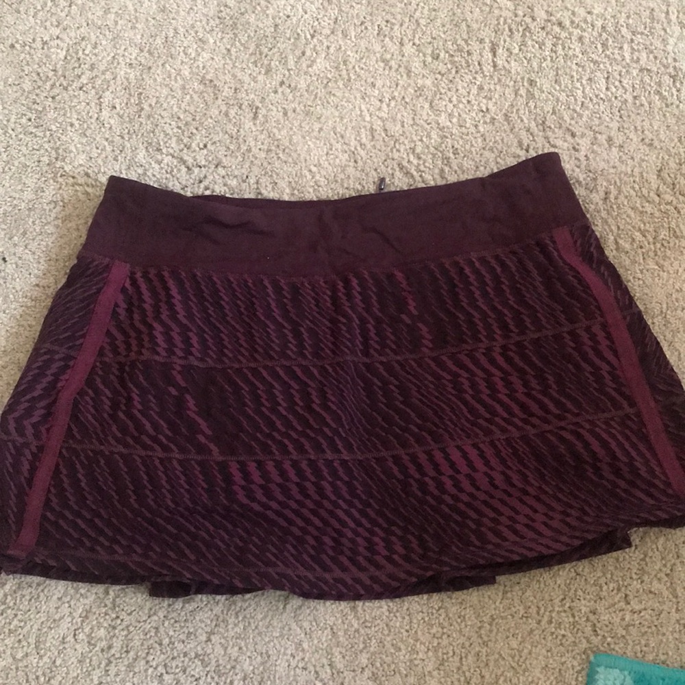 Lululemon pace rival skirt